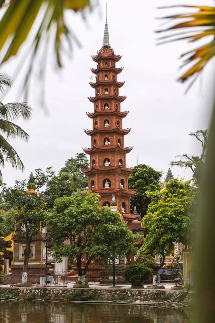 6-Day Northern Vietnam Tour: Ninh Binh, Halong Bay & Sapa