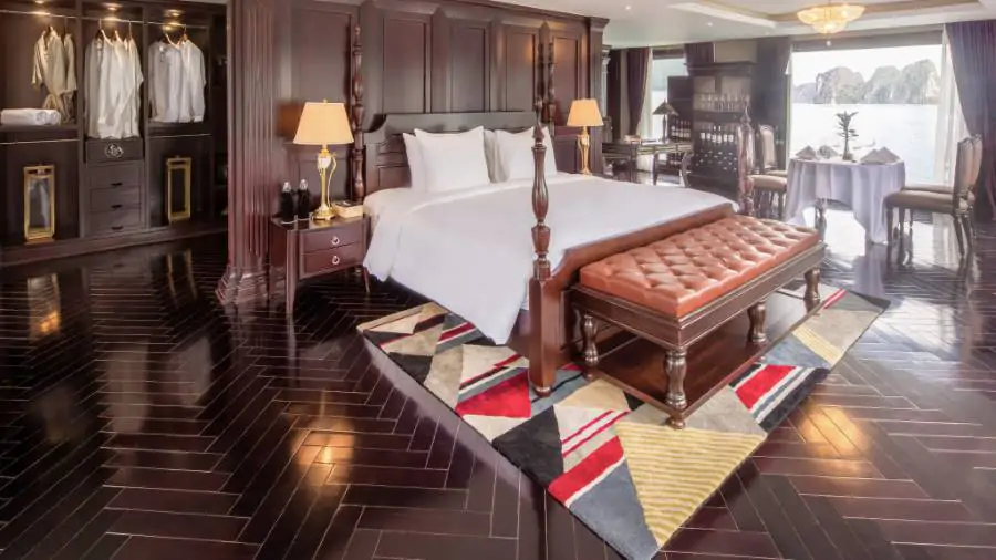 Halong tour packages-https://vietnamdiscoverytours.com/