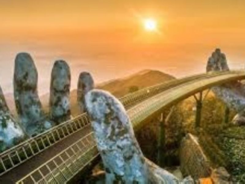 Golden Bridge & Ba Na Hills Golden Bridge & Ba Na Hills