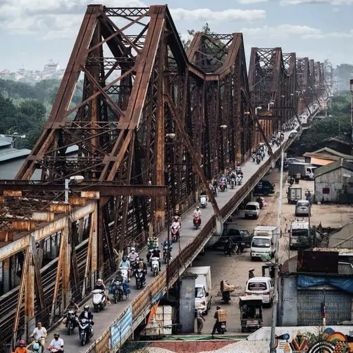 cropped-Long-Bien-Bridge📍Hanoi-Vietnam-🇻🇳.jpg
