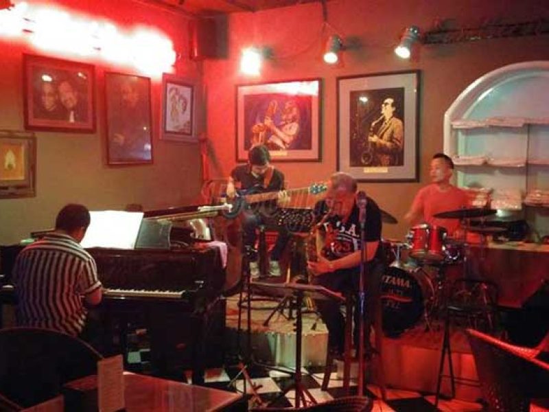 Jazz Club Minh Binh – For the Jazz Aficionado