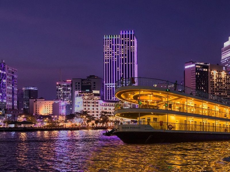 Nightlife-in-Ho-Chi-Minh-City-10