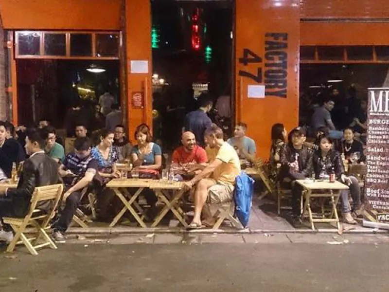 Factory Bar – Modern Hangout with Industrial Charm