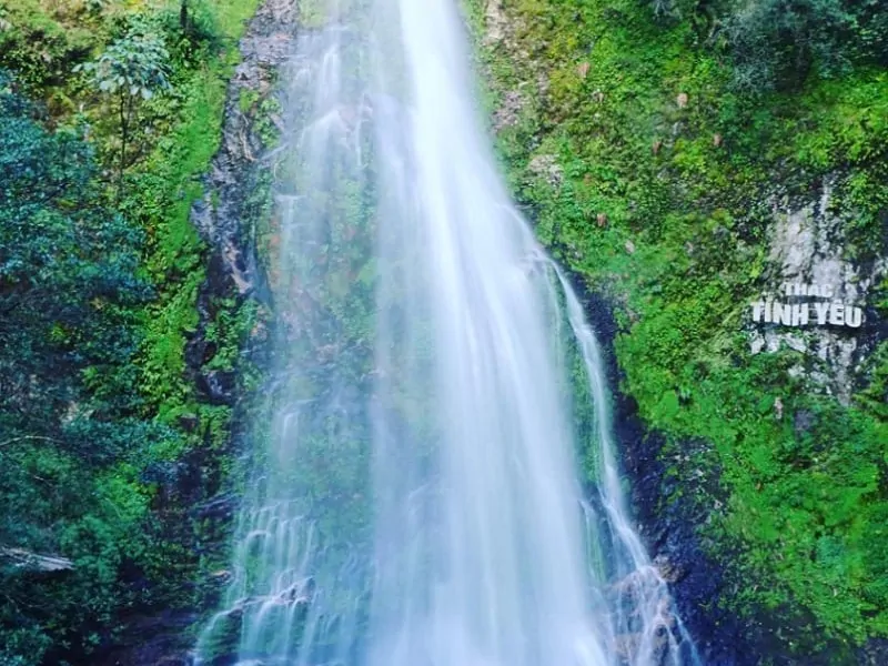 What to do in Sapa-16 must-have experiences for first-time visitors Canyoning at Love Waterfall is among the best things to do in Sapa Vietnam (Source: Collected)