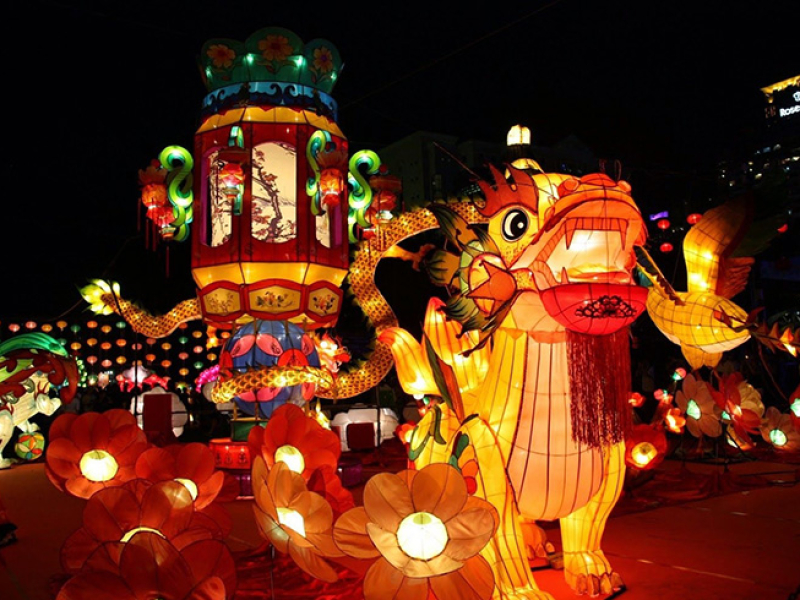 Hoi An Old Town: History, Culture & Travel Guide Festivals in Hoi an