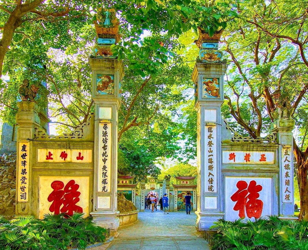 Ngoc Son Temple: Serenity amid Bustling Hanoi, Vietnam