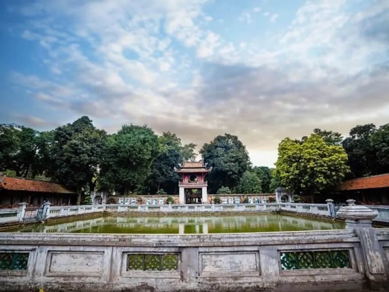 The enormous Well in the Temple of Literature (Source: Collected)