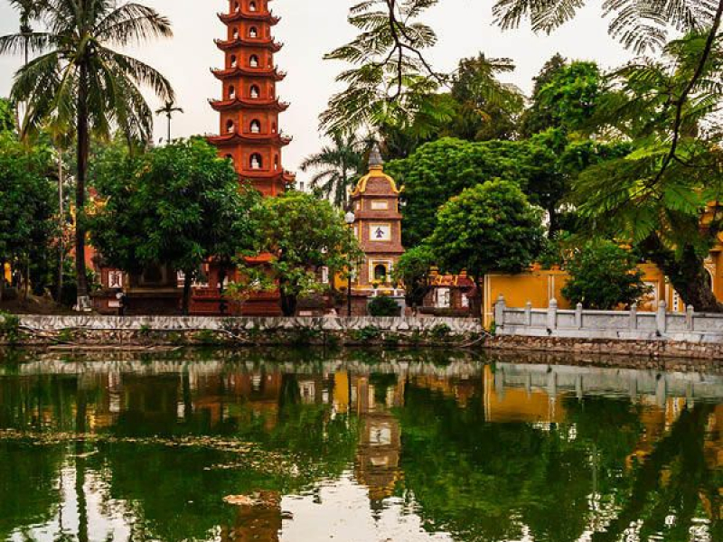 Tran Quoc Pagoda Hanoi