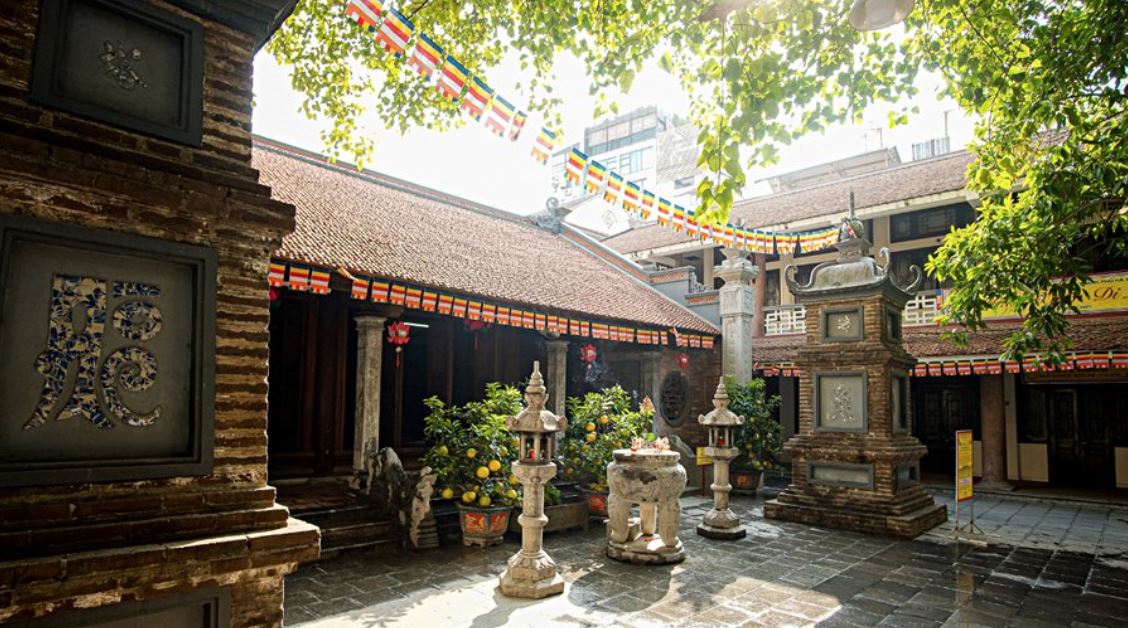 Ba Đa Pagoda in Hanoi, Vietnam