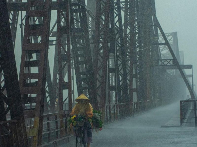 Vietnam Discovery Tours-Long Bien Bridge (Source: Collected) Vietnam Discovery Tours-Long Bien Bridge (Source: Collected)