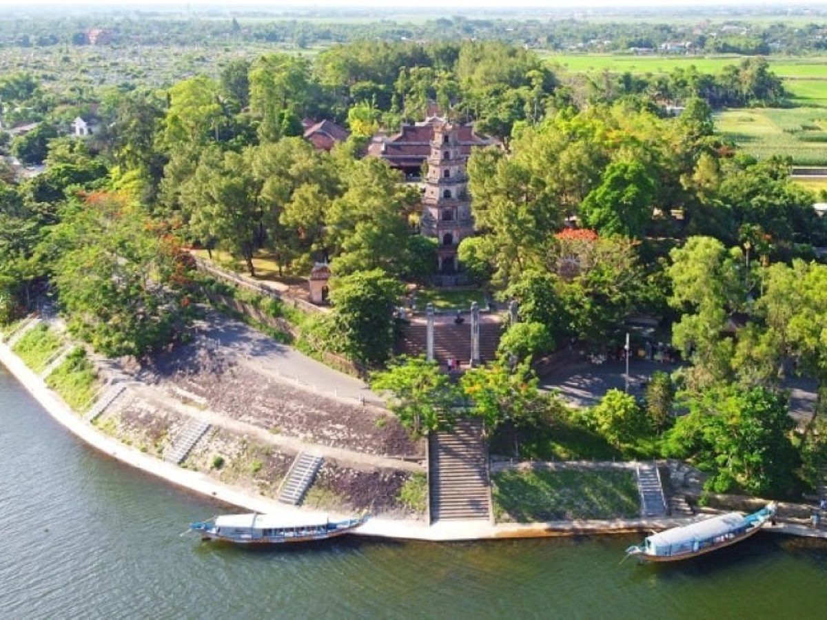 Thien Mu Pagoda in Hue – All you know before visiting