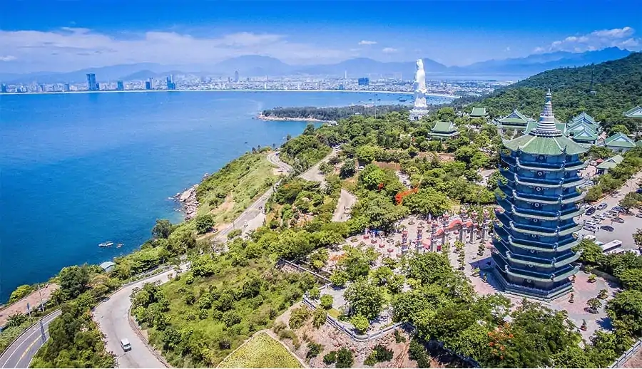 Linh Ung Pagoda: A famous spiritual site in Da Nang, Vietnam A panorama of Linh Ung Pagoda Son Tra Peninsula