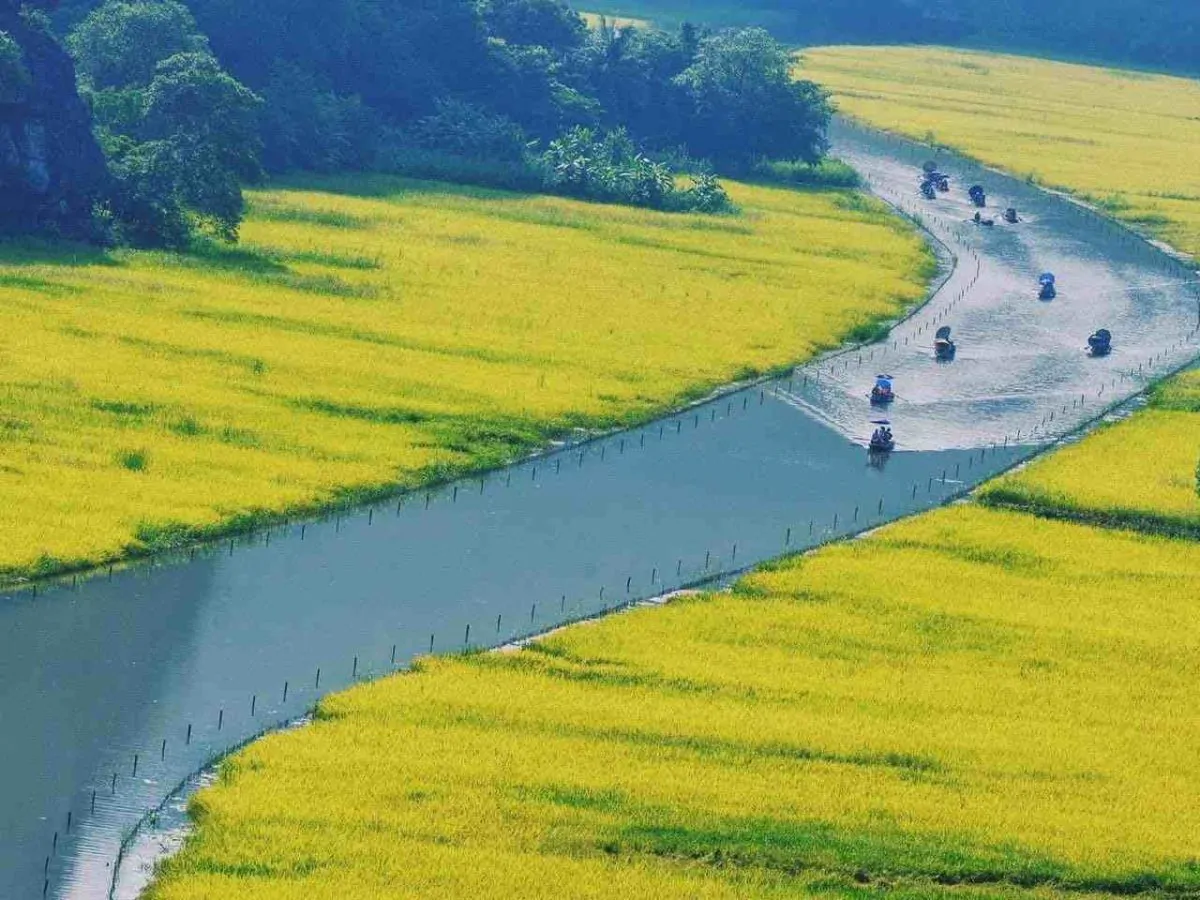 Ninh Binh- tour packages-https://vietnamdiscoverytours.com/