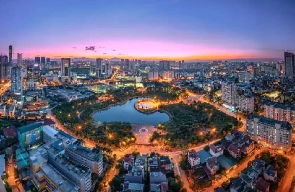 Hanoi tour packages-https://vietnamdiscoverytours.com/