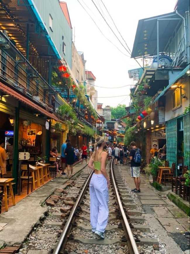 Essence of Hanoi, Halong, Ninh Binh & Hoi An in 10 Days