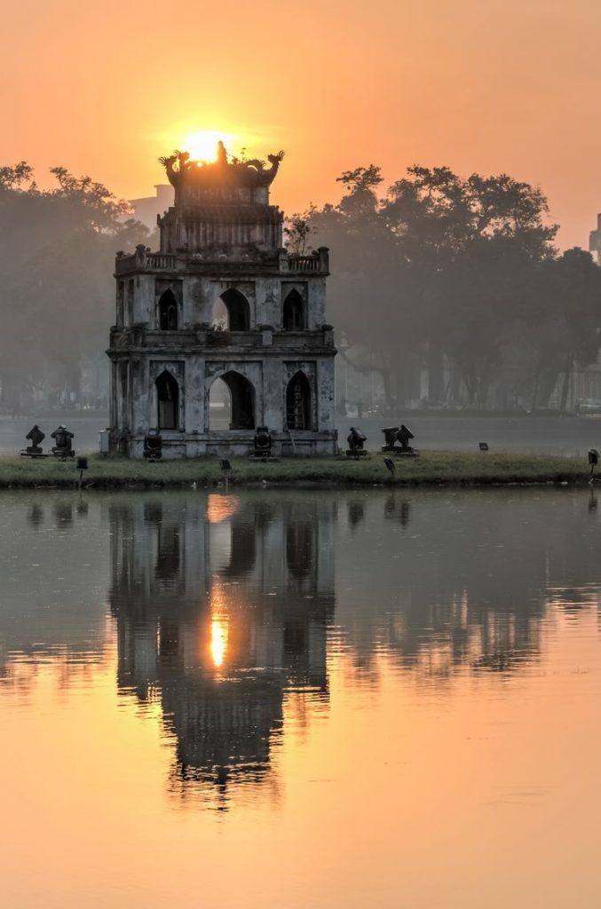 Hoan Kiem Lake | Vietnam Discovery Tours