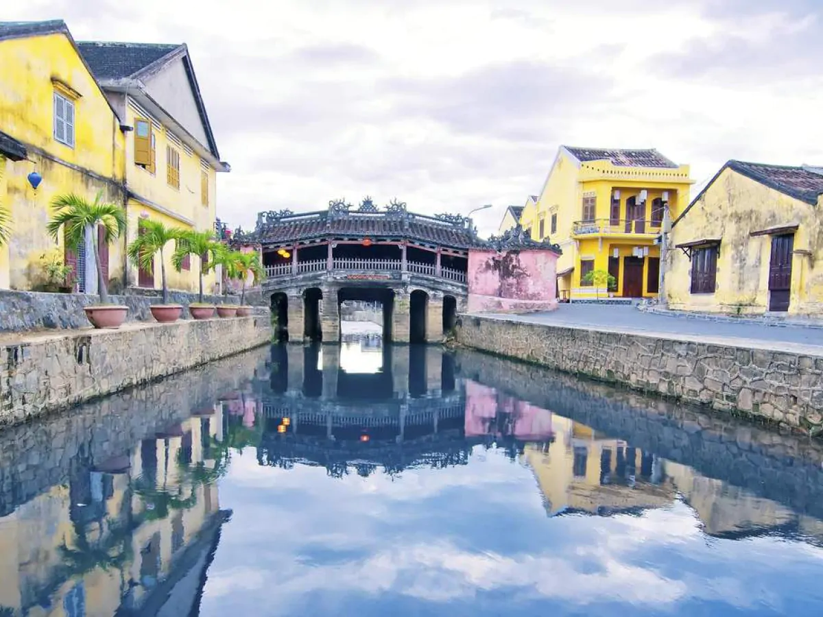 Japanese Covered Bridge - The Legacy Of Ancient Japan in Hoi An