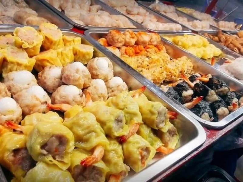 What to Eat at An Dong Market in Ho Chi Minh City