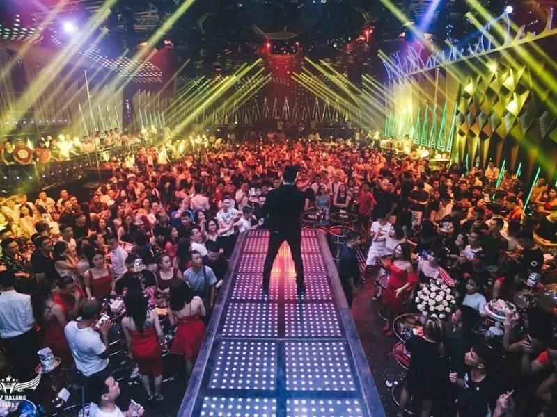 Top Nightlife Spots in Halong Bay: Best Bars & Activities Top Nightlife Spots in Halong Bay: Best Bars & Activities