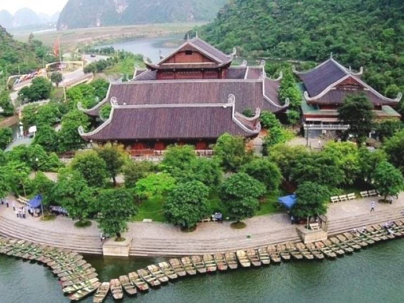 Hoa Lu Ancient Capital Ninh Binh: Visitor Guide Hoa Lu Ancient Capital: Explore a Time-Honored Relic Site in Ninh Binh