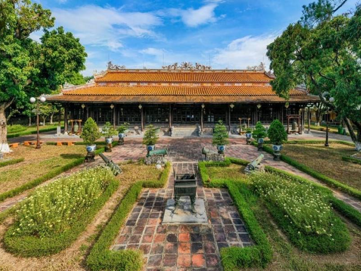 Hue Museum of Royal Antiquities: Visitor Guide