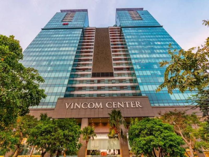 Vincom Center is perfect for clothes shopping in Ho Chi Minh City (Source: Collected) Vincom Center is perfect for clothes shopping in Ho Chi Minh City (Source: Collected)