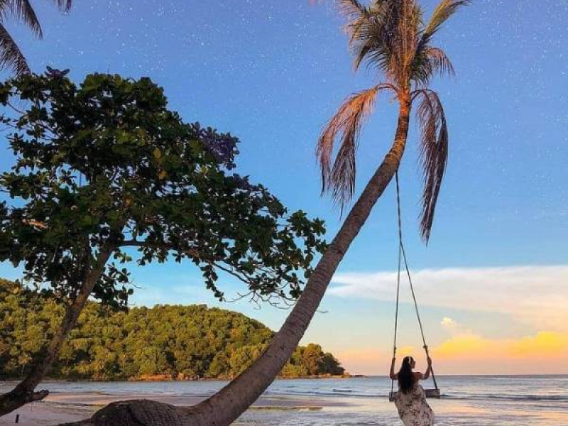 Tranquil and relaxing moments at Hon Mot Phu Quoc Tranquil and relaxing moments at Hon Mot Phu Quoc