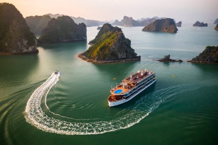 Climate Art Festival: 200 Billionaires to Attend Ha Long Bay