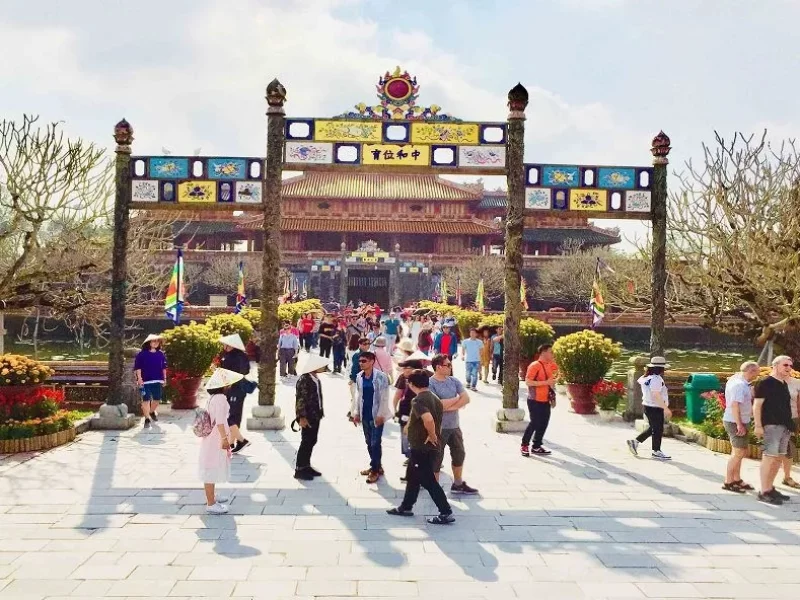 The Hot Season in Hue The Hot Season in Hue