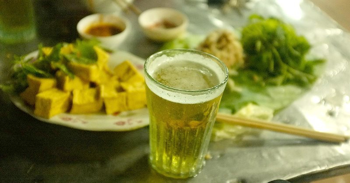 Hanoi Bia Hoi: Guide to Vietnam’s Fresh Beer
