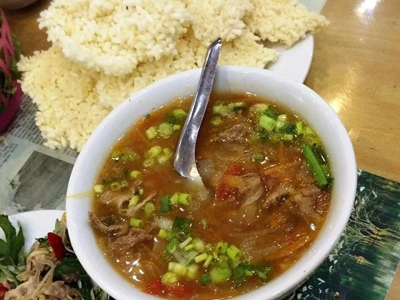 Goat meat and “com chay” - Ninh Binh specialties (Source: Collected) Goat meat and “com chay” - Ninh Binh specialties (Source: Collected)