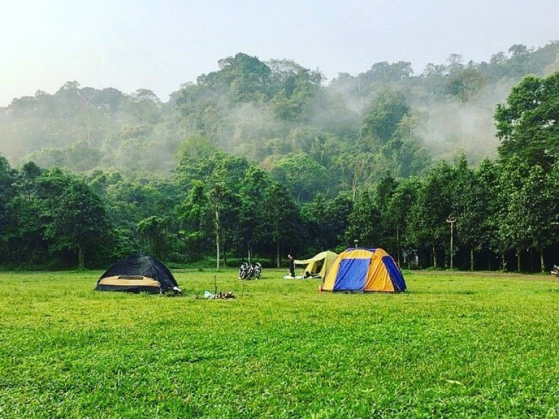 Overnight camping is one of the most exciting activities in any Cuc Phuong National Park tour (Source: Collected) Overnight camping is one of the most exciting activities in any Cuc Phuong National Park tour (Source: Collected)