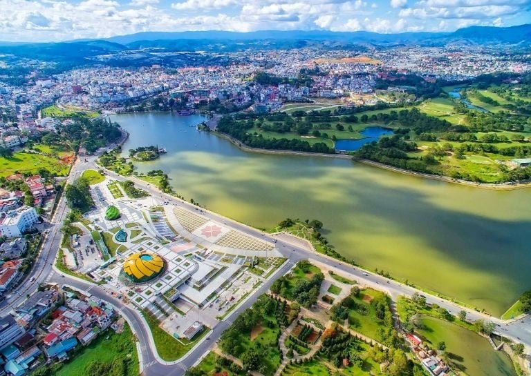 Ultimate Dalat Travel Guide: Best Itineraries & Local Tips.