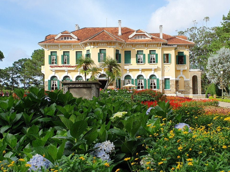 Bao Dai Palaces in Dalat, Vietnam (Source: Collected)