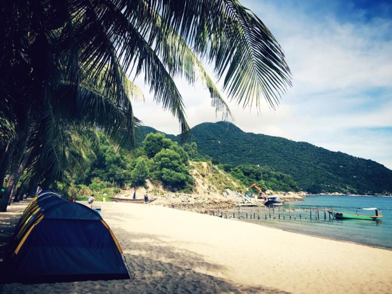 Camping overnight is a must-try experience at Ha My Beach (Source: Collected) Camping overnight is a must-try experience at Ha My Beach (Source: Collected)