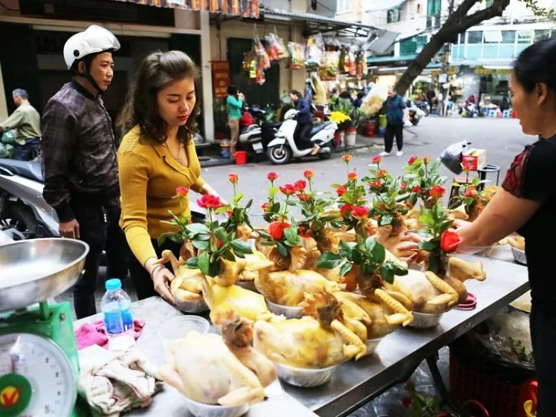 There are many options for street food and desserts at Hang Be Market (Source: Collected) There are many options for street food and desserts at Hang Be Market (Source: Collected)