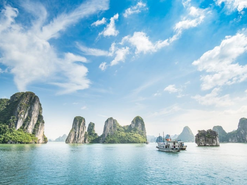 Travel in style from Ho Chi Minh to Halong Bay (Source: Collected) Travel in style from Ho Chi Minh to Halong Bay (Source: Collected)