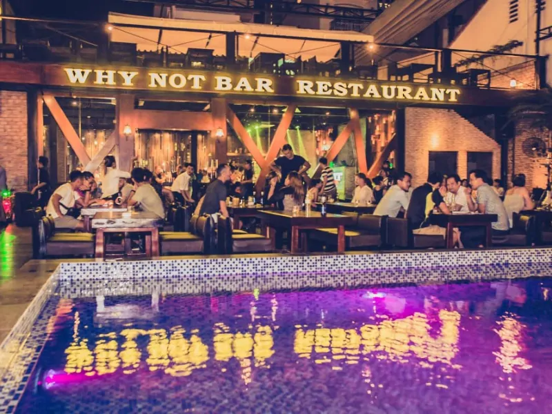 The vibrant atmospheres and energetic music at Nha Trang bars will keep you dancing all night (Source: Collected) The vibrant atmospheres and energetic music at Nha Trang bars will keep you dancing all night (Source: Collected)