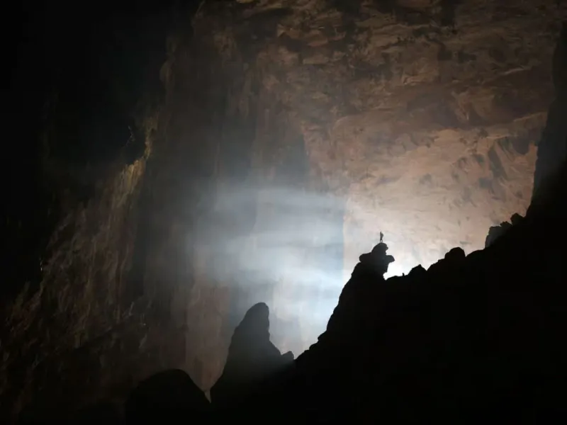 Sơn Đoòng Cave Discovery and Survey Timelines