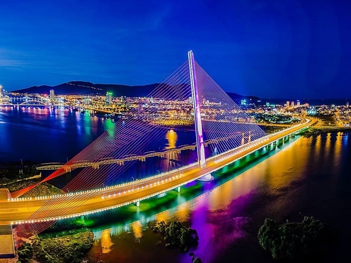 Tran Thi Ly Bridge: Da Nang’s Iconic Landmark