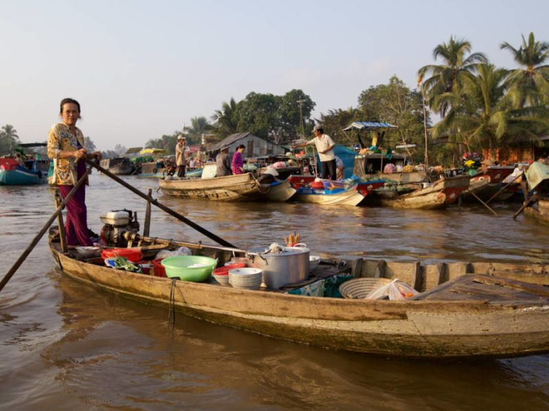 Phong Dien Floating Market