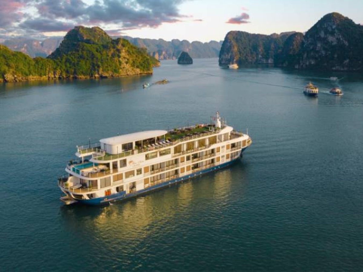 Mon Cheri Cruise Halong Bay