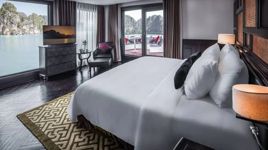 Room Ambassador Suites: from $426/night