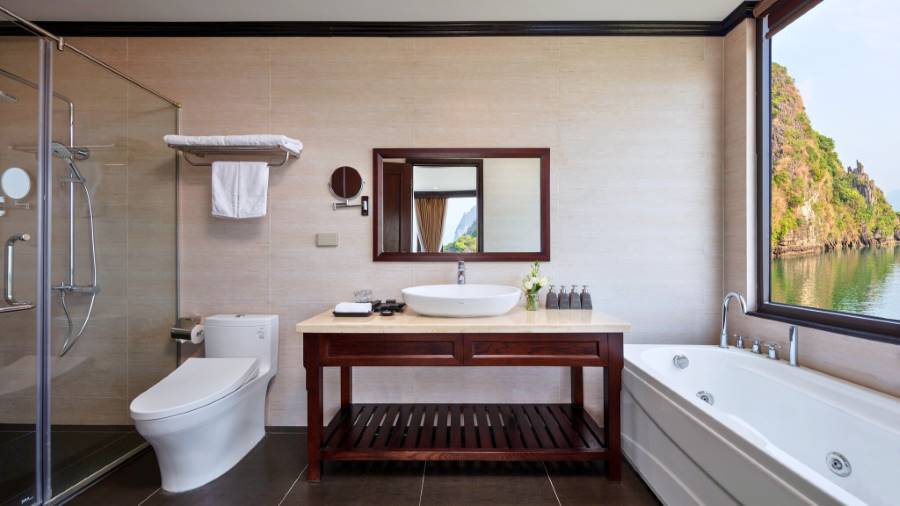 Elegance Family Balcony Cabin | Vietnam Discovery Tours