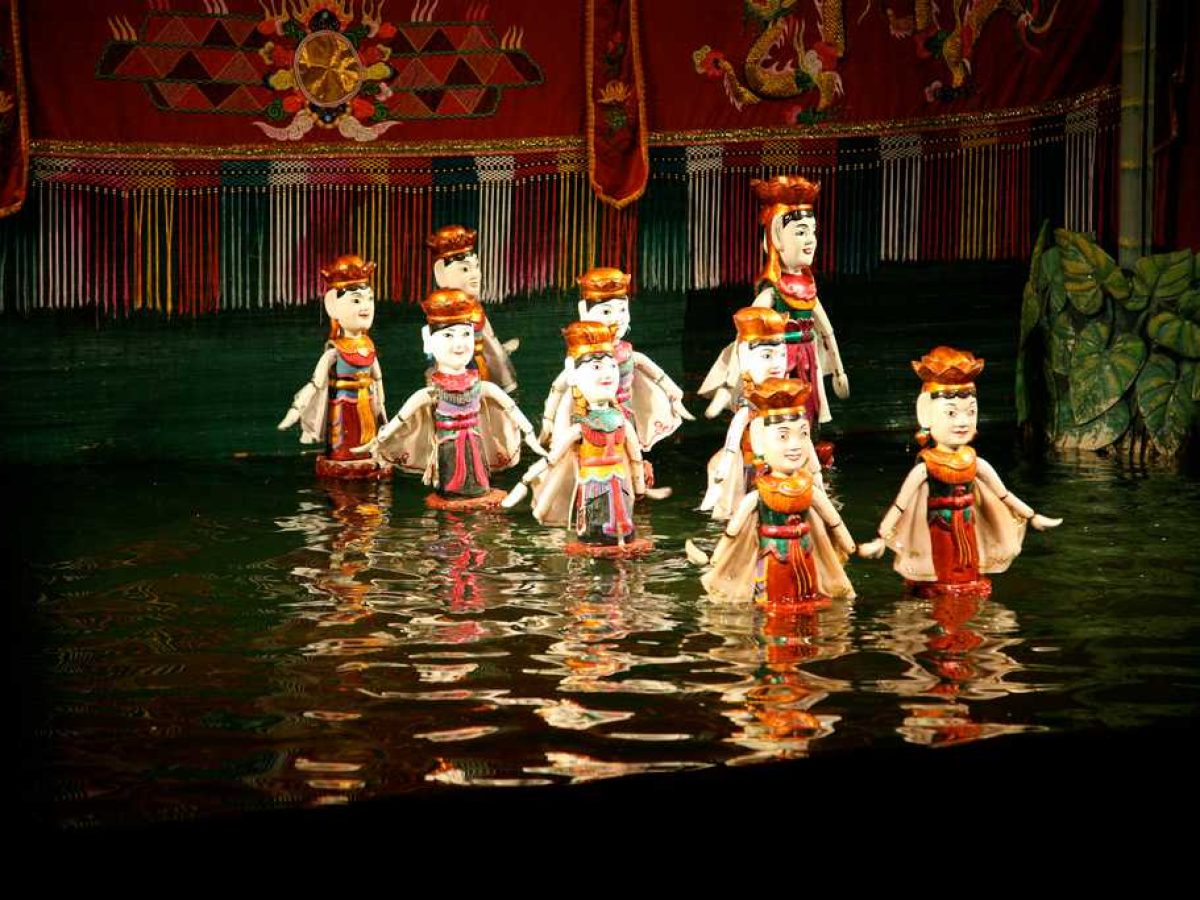 Hoi An Water Puppet Show: A Unique Vietnamese Art Form