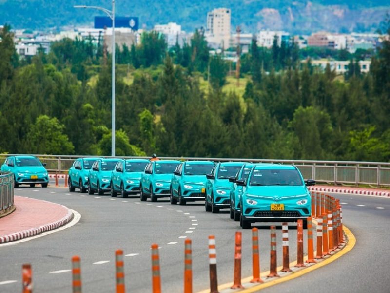 Despite the higher cost, the comfort of a taxi makes it a compelling option Despite the higher cost, the comfort of a taxi makes it a compelling option