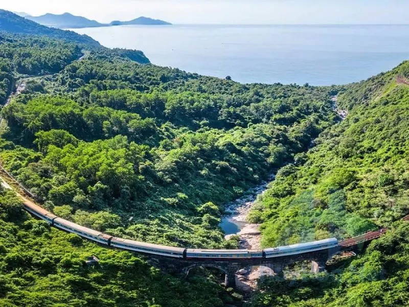 The Hue to Da Nang train provides a scenic ride (Source: Collected) The Hue to Da Nang train provides a scenic ride (Source: Collected)