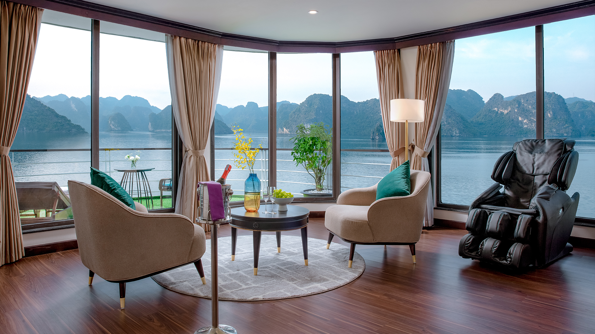 Mon Cheri Suite Terrace | Vietnam Discovery Tours