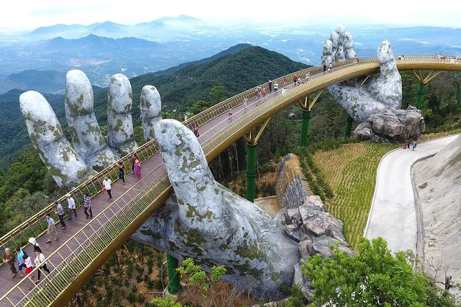 Golden Hand bridge: The Ultimate Travel Guide