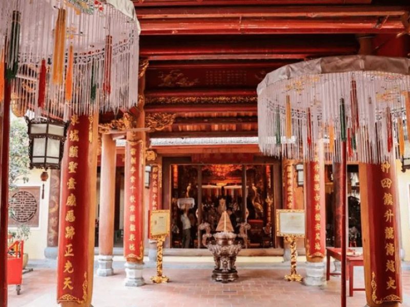 The Spiritual Role of Bach Ma Temple The Spiritual Role of Bach Ma Temple